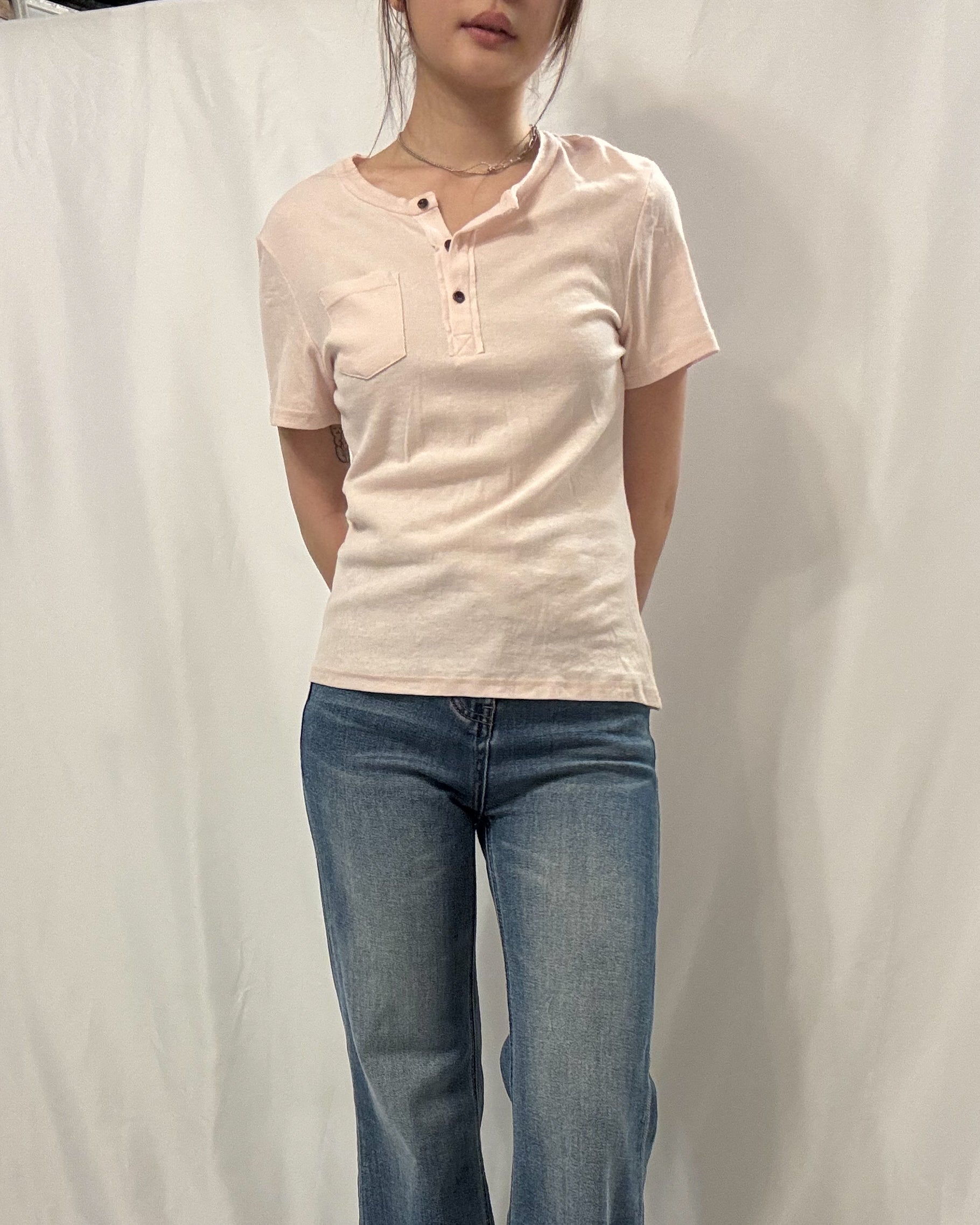 Buttoned Henley Pocket Tee 棉質開鈕TEE
