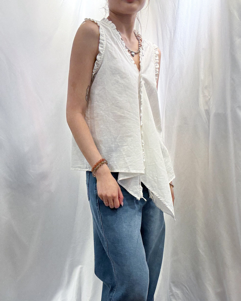 Soft Ruffle Wrap Linen Top 棉麻花邊V領恤衫
