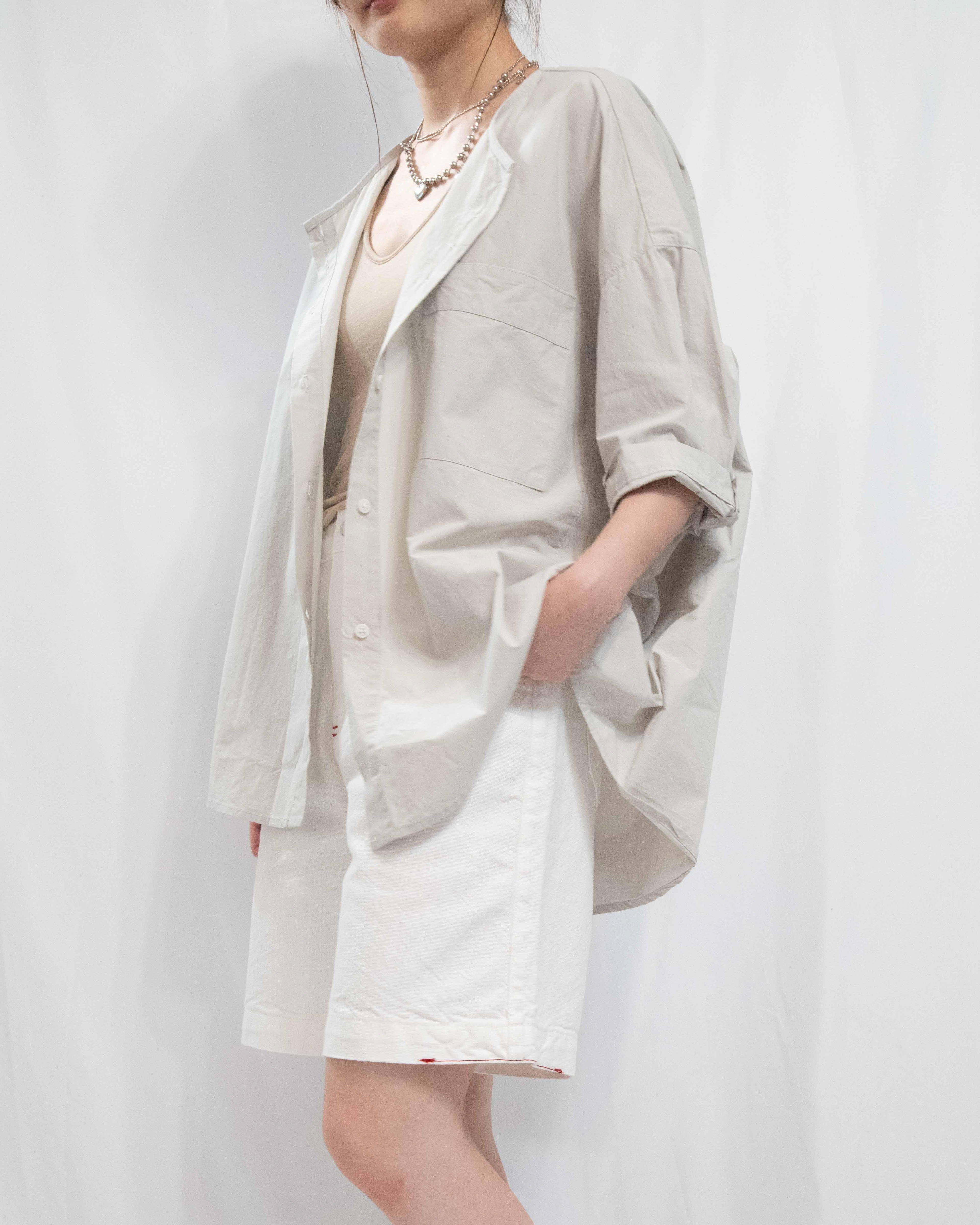 Voluminous Shirt 輕薄棉質圓領恤衫