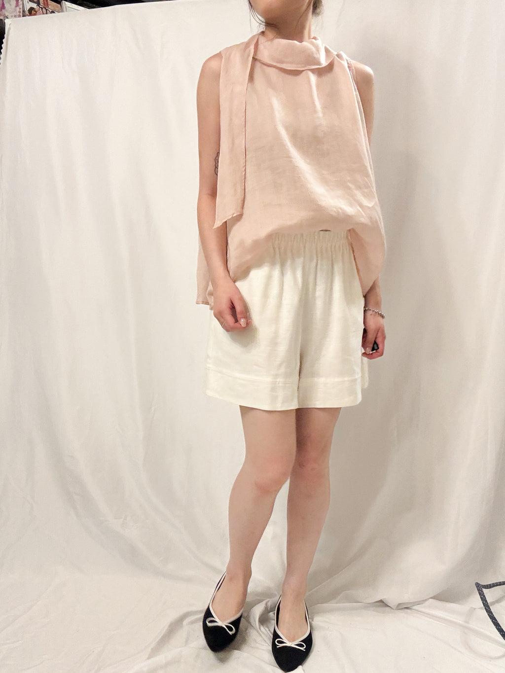 超靚色！ Sheer Ramie Rounded-Collar Blouse 匙羹領苧麻傘形背心