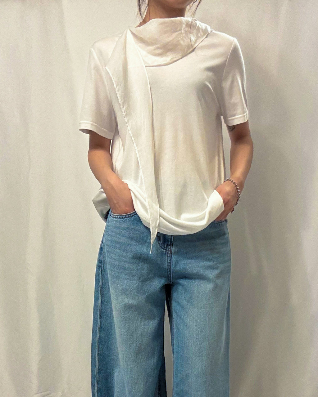 Pima Cotton Draped Scarf-Neck Tee 棉紗匙羹領天絲棉Tee