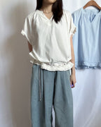 Ripple Hem V-Neck Blouse 荷葉邊下擺輕薄棉質短䄂上衣