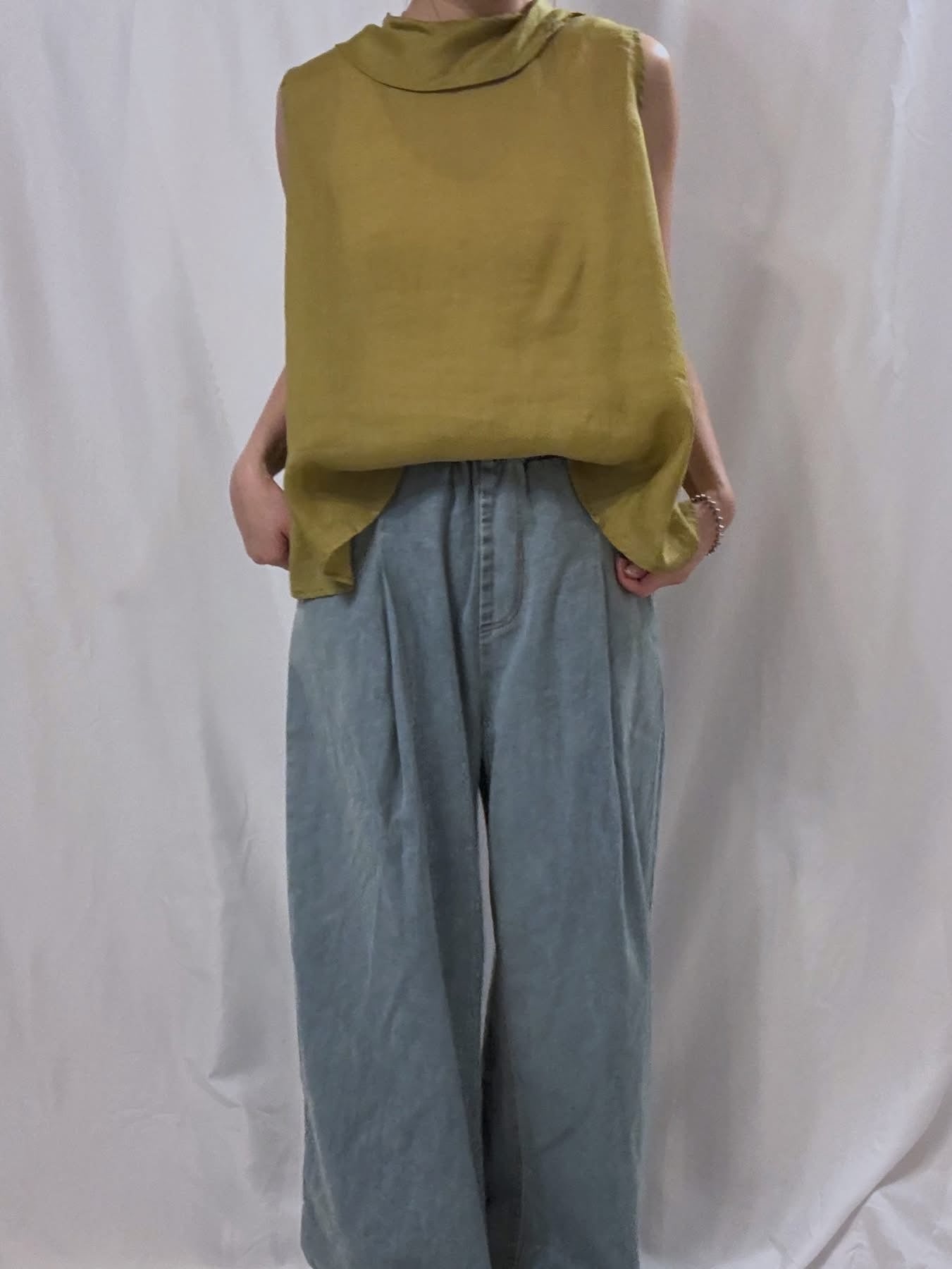 Elasticated Wide-Leg Jeans 橡筋腰Vintage洗水闊腳牛仔