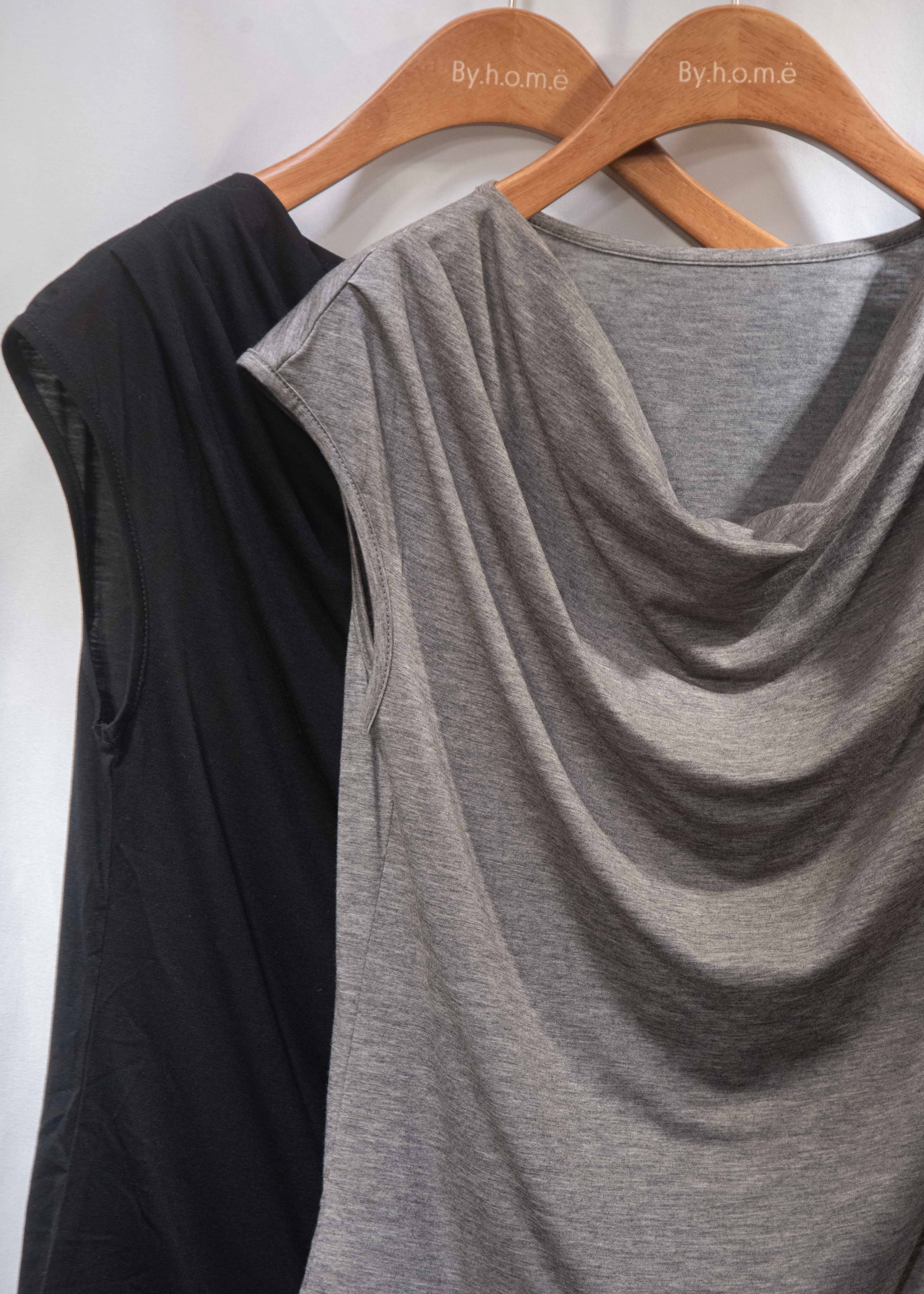 超柔軟～Second-Skin Draped Scoop-Neck Sleeveless Top