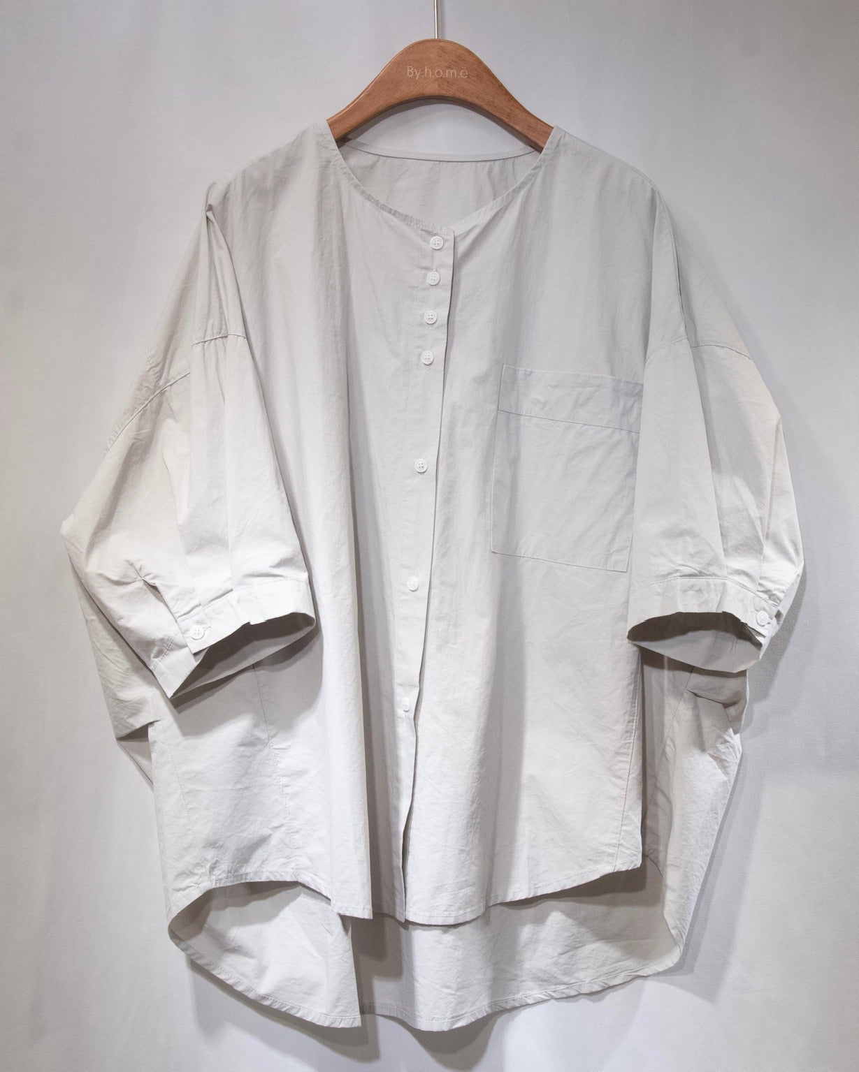 Voluminous Shirt 輕薄棉質圓領恤衫