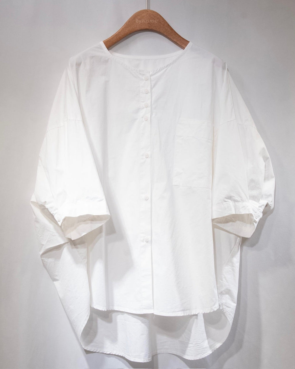 Voluminous Shirt 輕薄棉質圓領恤衫