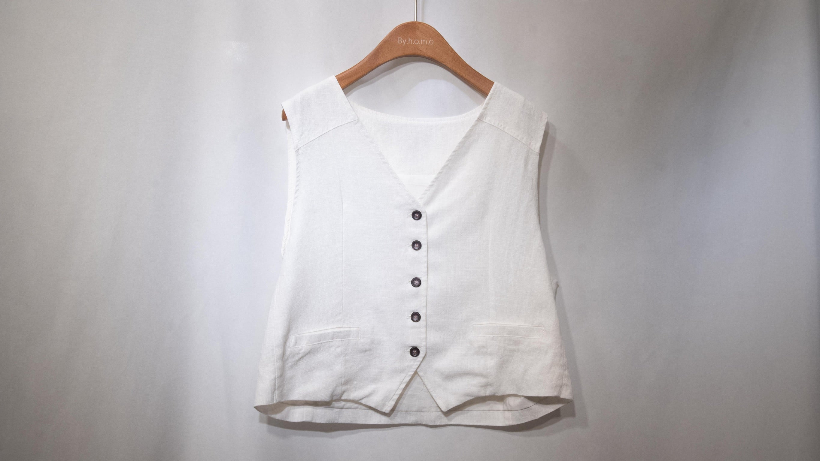 Classic Ramie V-Neck Vest 苧麻馬甲背心(有內裡)