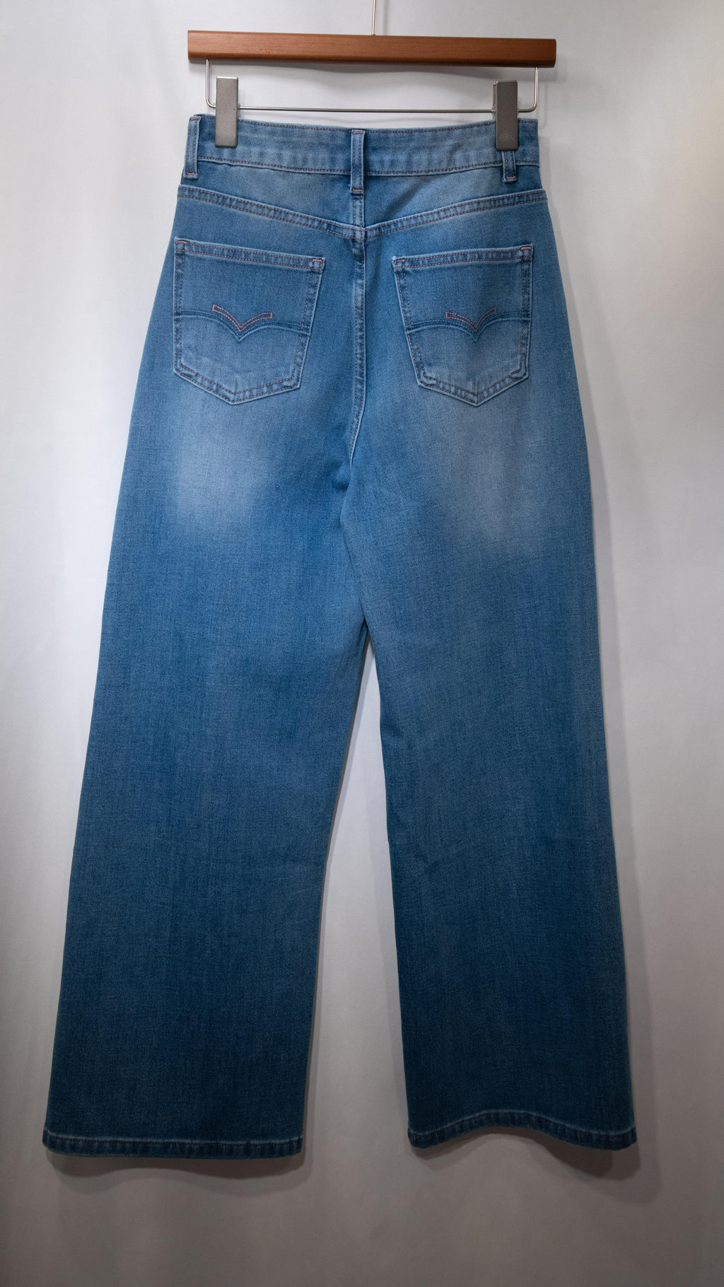 推!! Wide-Leg Jeans 闊直牛仔