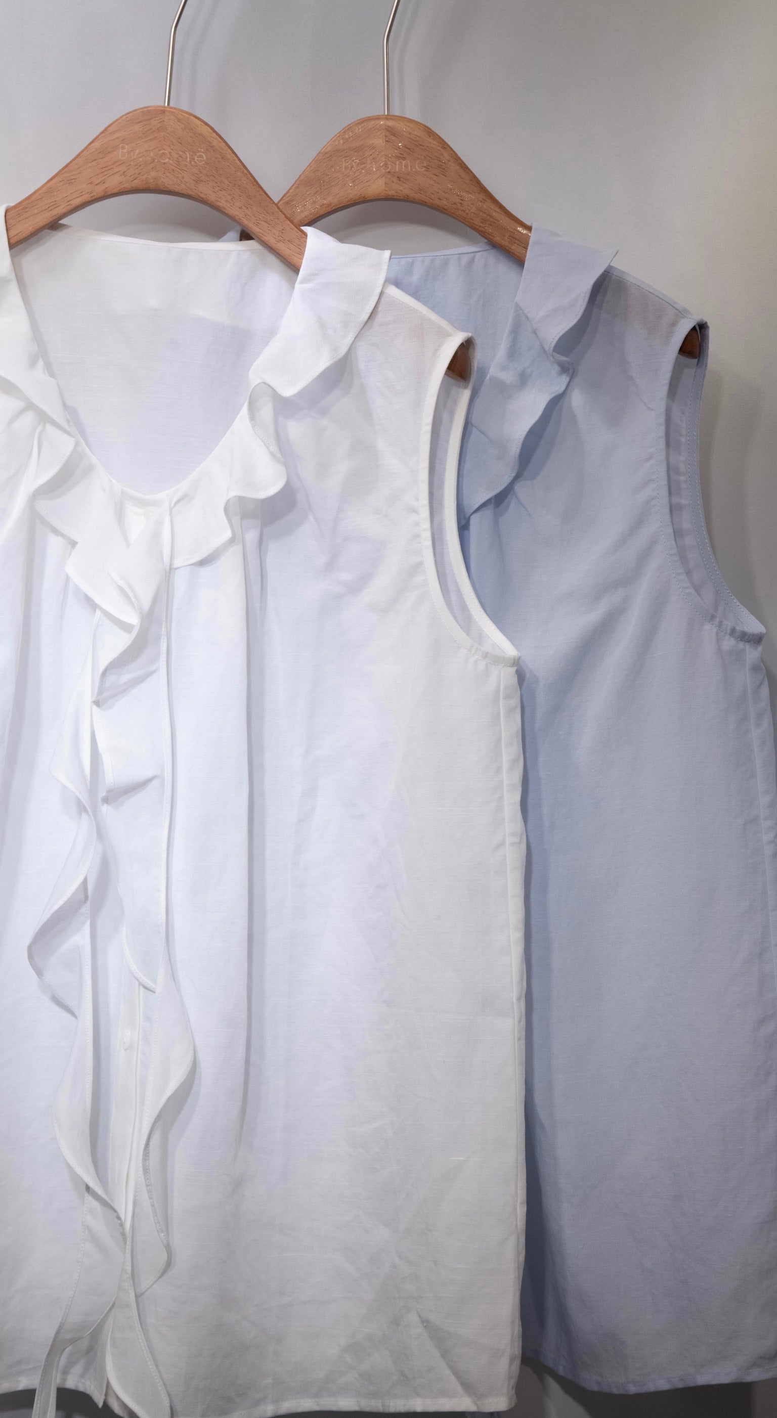 Cascading Frill Sleeveless Top 細波浪領麻質恤衫