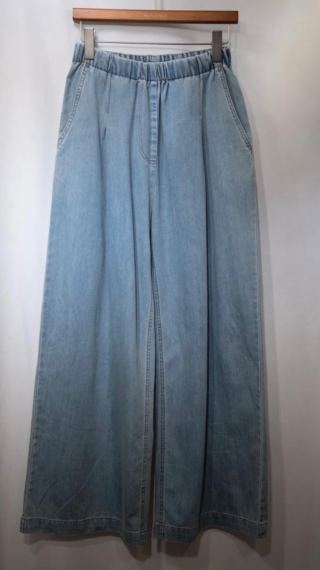 Elasticated Wide-Leg Jeans 橡筋腰Vintage洗水闊腳牛仔