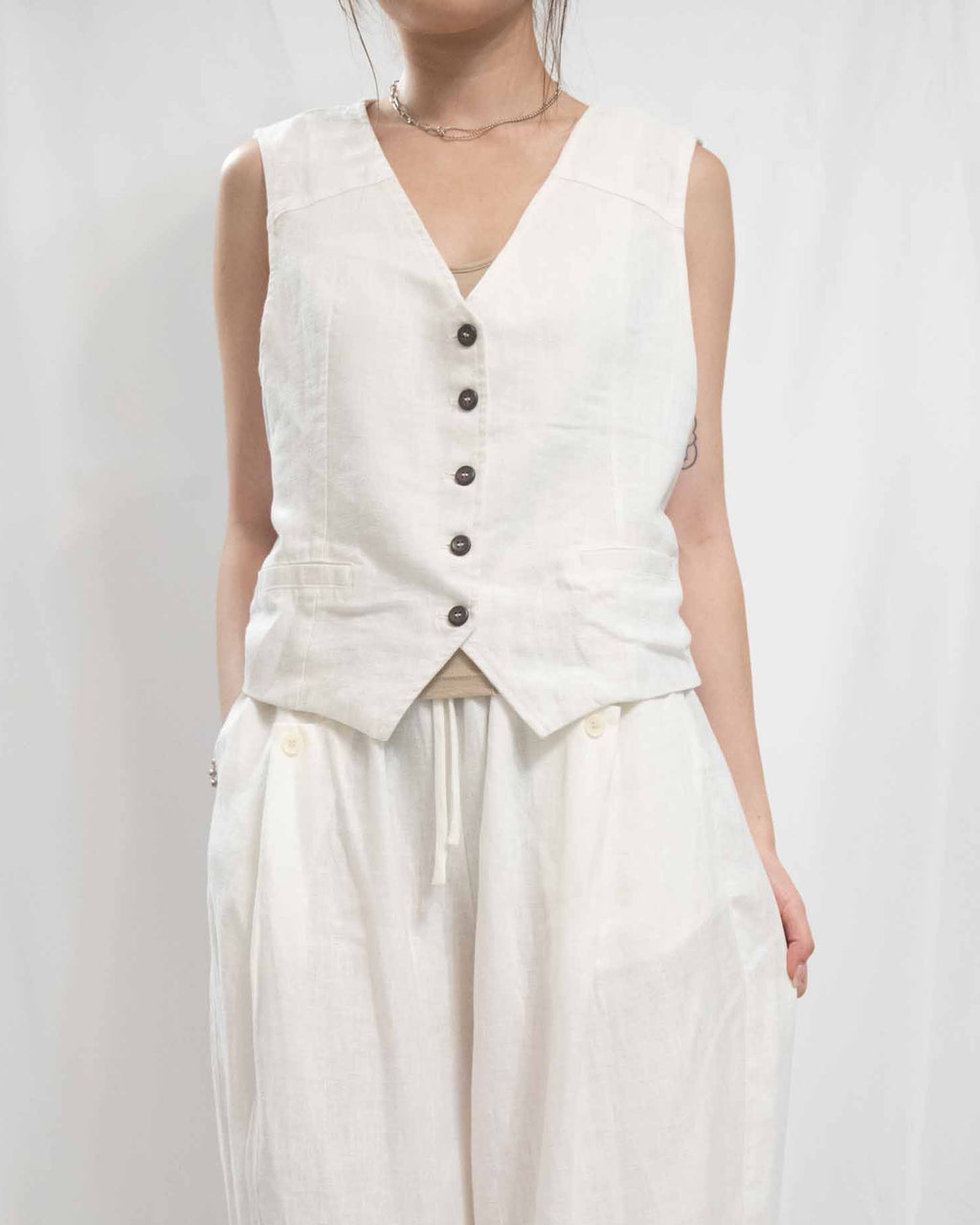 Classic Ramie V-Neck Vest 苧麻馬甲背心(有內裡)