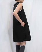 Ruffle-Collar Pocket Shift Dress 花邊V領中長連身裙