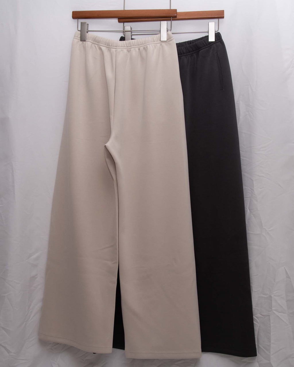 Silky Cupro Straight-Leg Comfy Pant