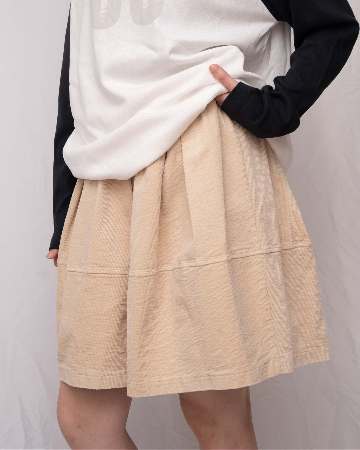 Corduroy Bubble-Hem Mini Skirt 燈芯絨泡泡短裙（有打底褲）