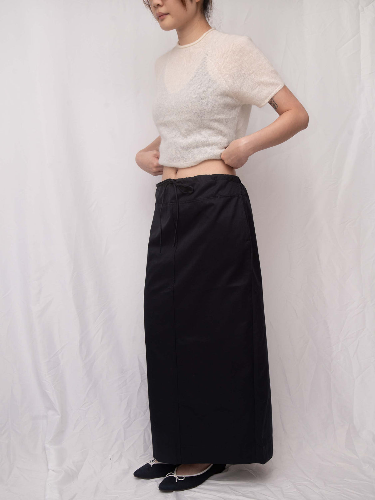 Low Waist Structured Tie-Waist Midi Skirt 抽繩中長裙（背後橡筋腰）