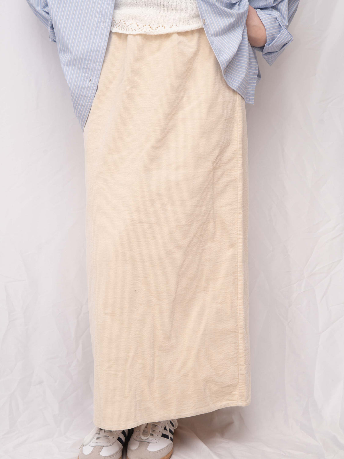 質感滿滿～ Luxe Corduroy Straight Midi Skirt 燈芯絨直筒裙