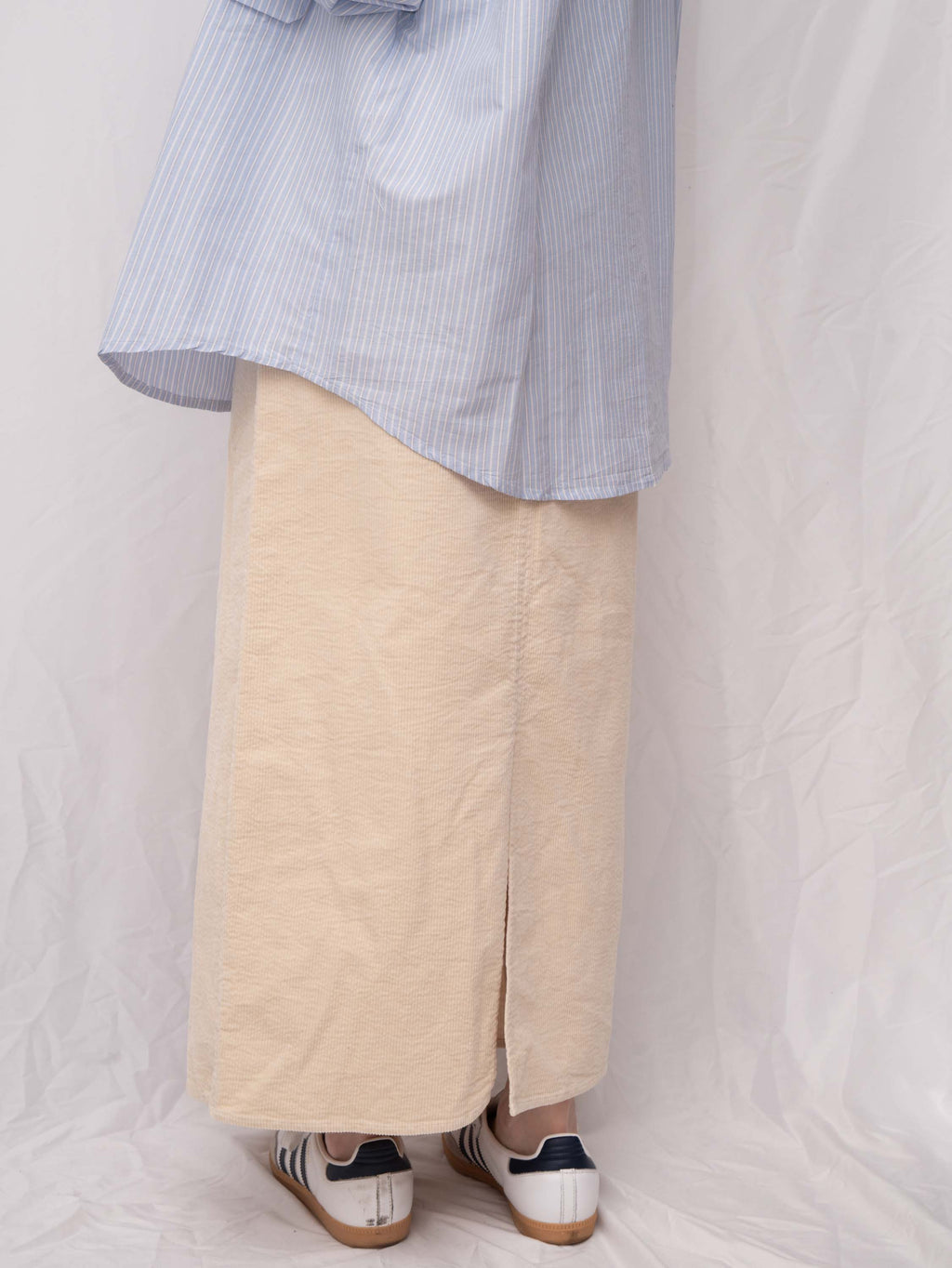 質感滿滿～ Luxe Corduroy Straight Midi Skirt 燈芯絨直筒裙