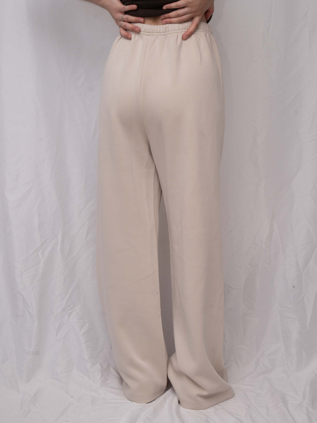 Silky Cupro Straight-Leg Comfy Pant