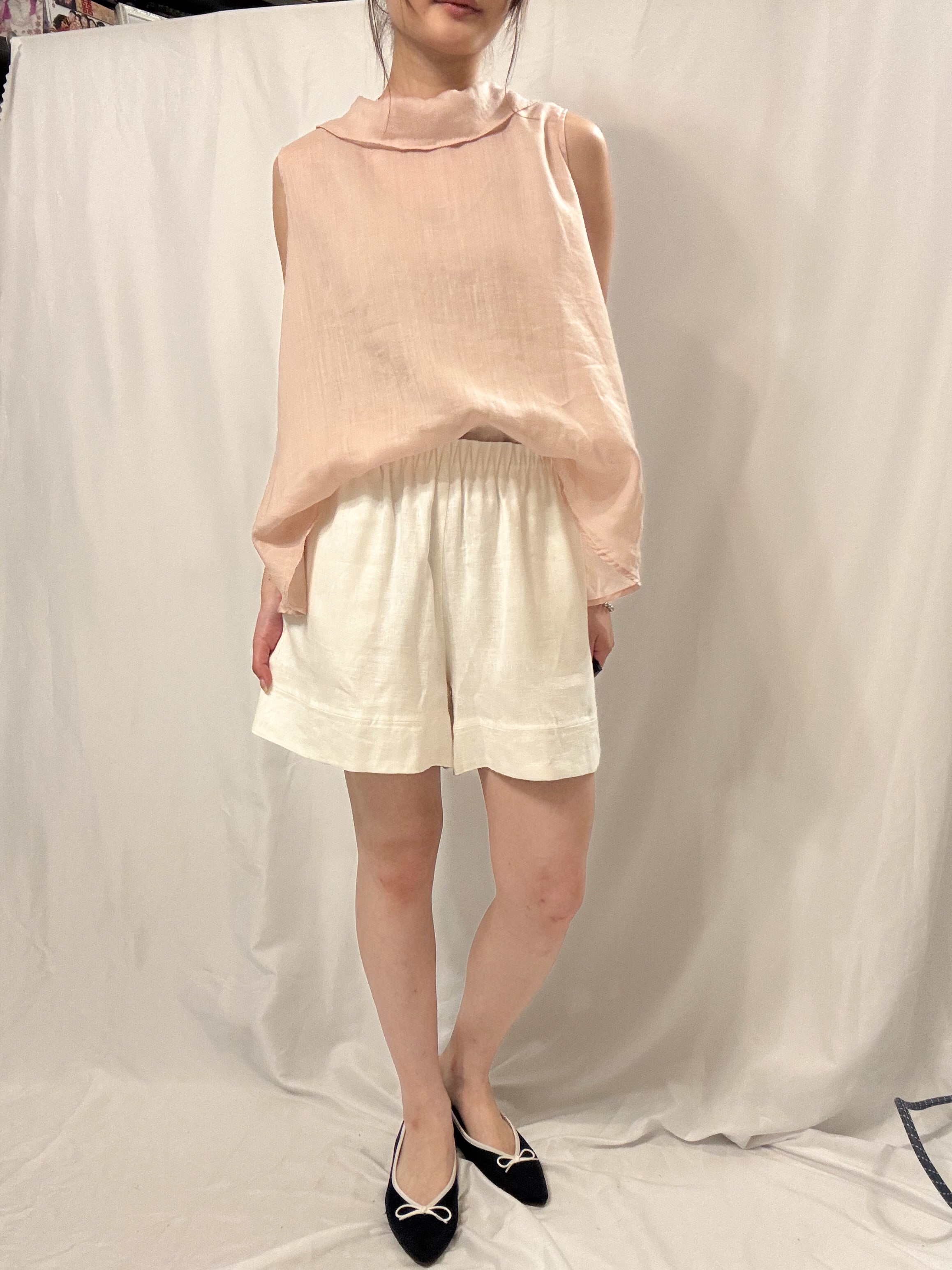 超靚色！ Sheer Ramie Rounded-Collar Blouse 匙羹領苧麻傘形背心