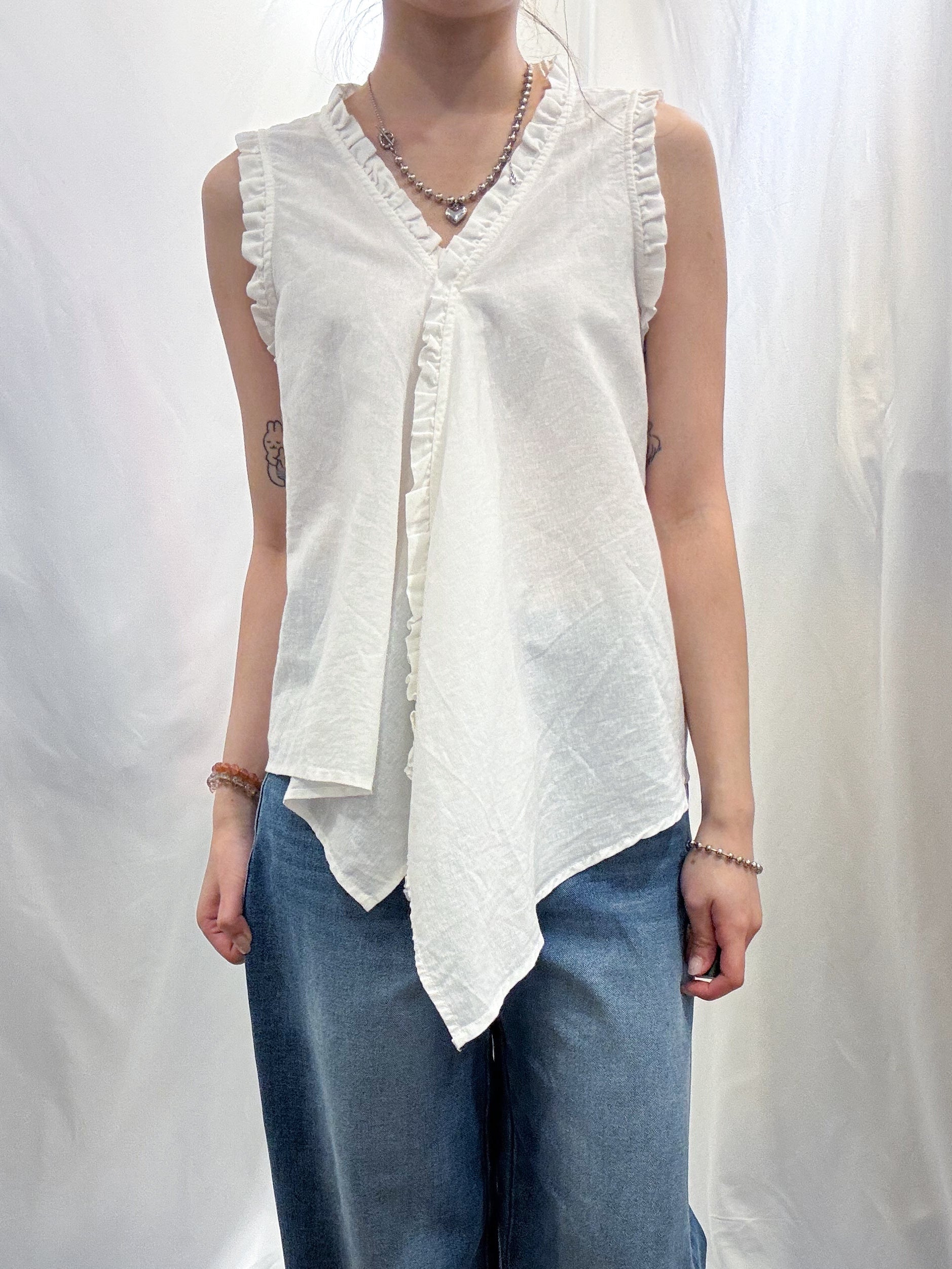 Soft Ruffle Wrap Linen Top 棉麻花邊V領恤衫