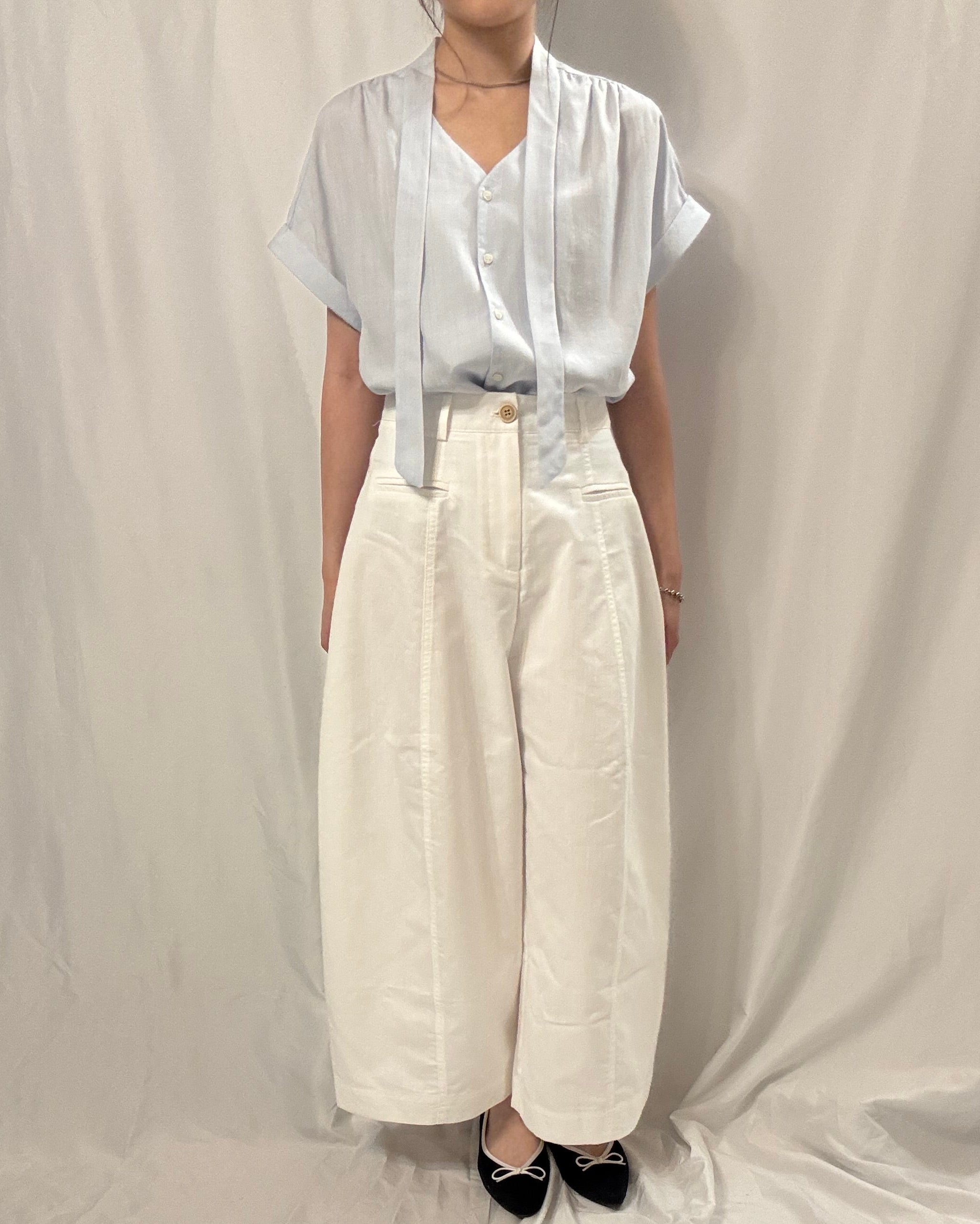 V-Neck Front-Tie Blouse V領棉質恤衫