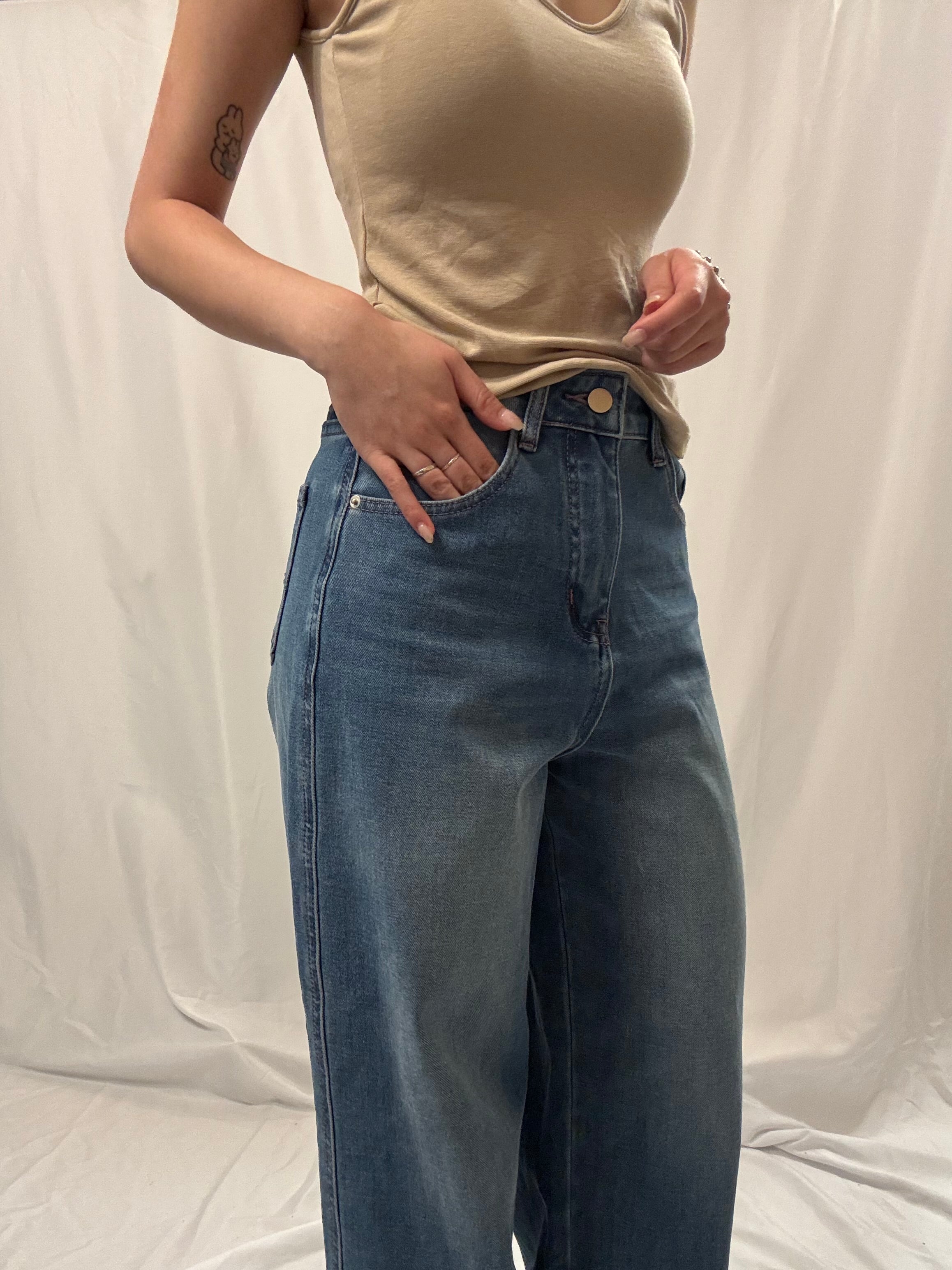 推!! Wide-Leg Jeans 闊直牛仔